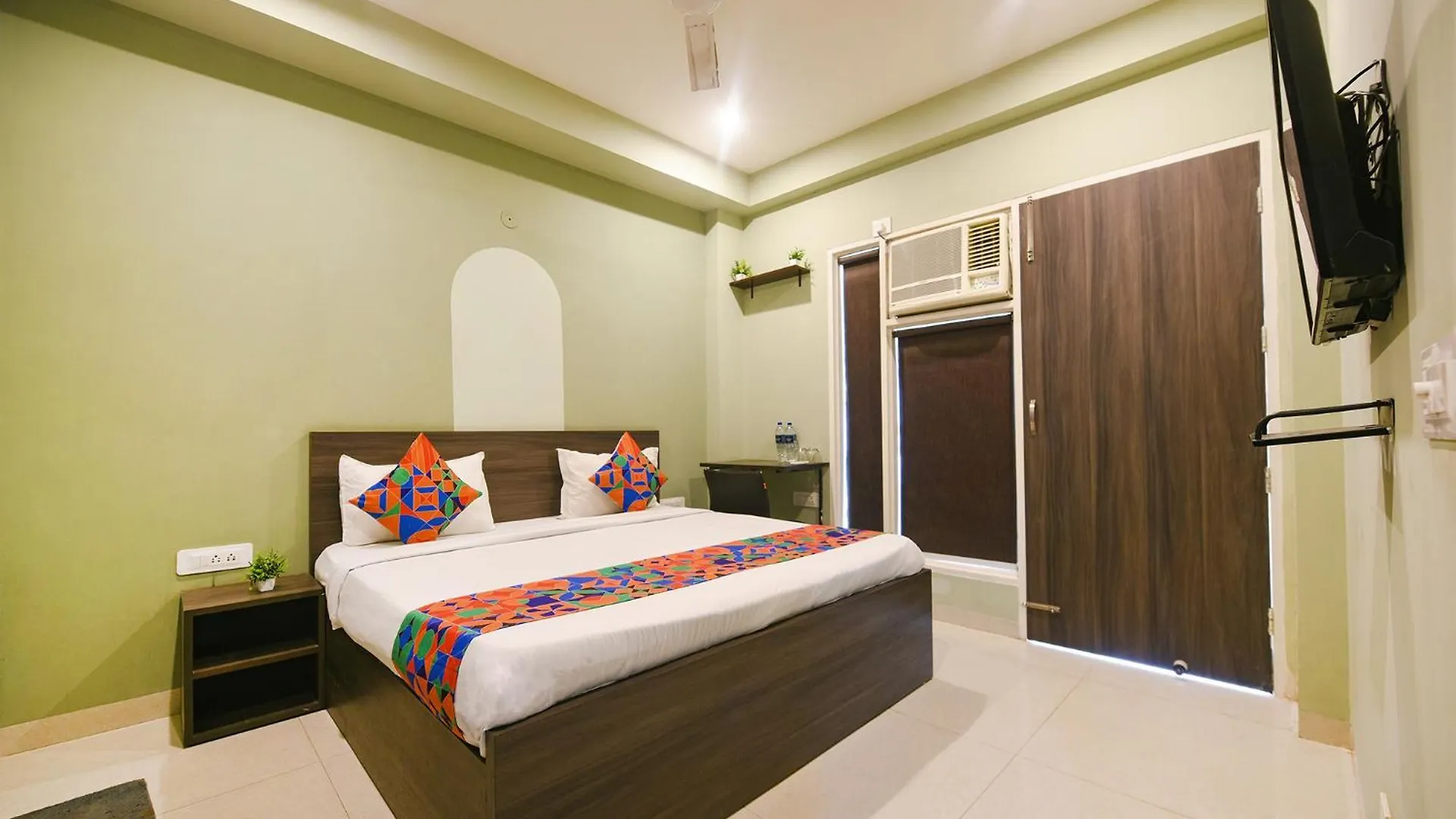 Fabhotel Alpha Gurgaon India
