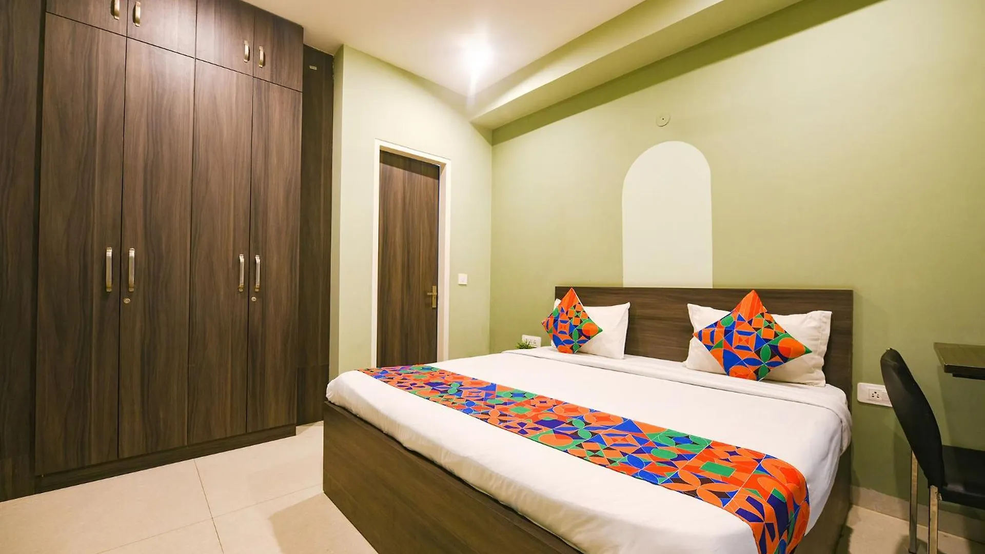 Fabhotel Alpha Gurgaon Hotel