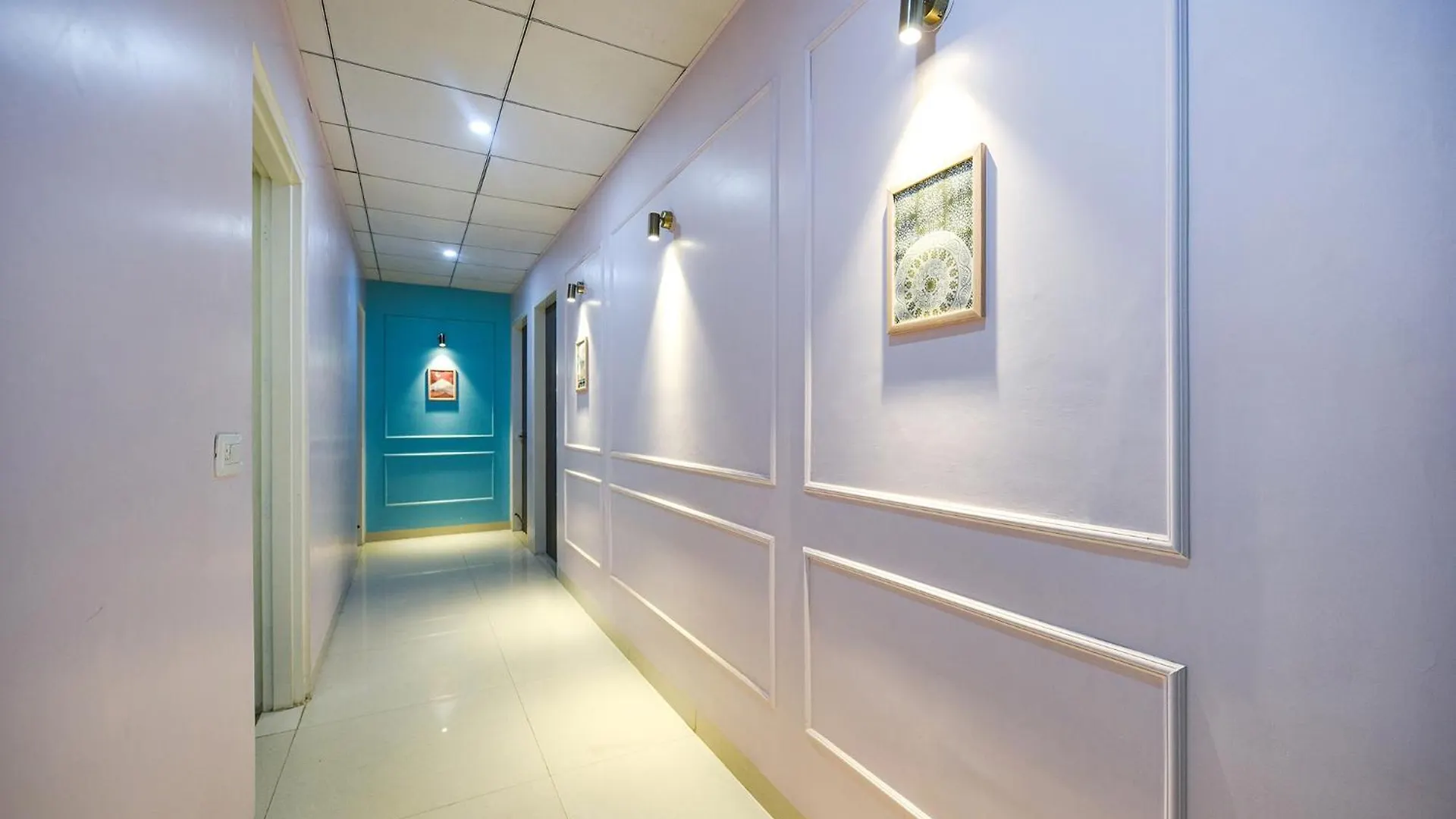 Fabhotel Alpha Gurgaon India