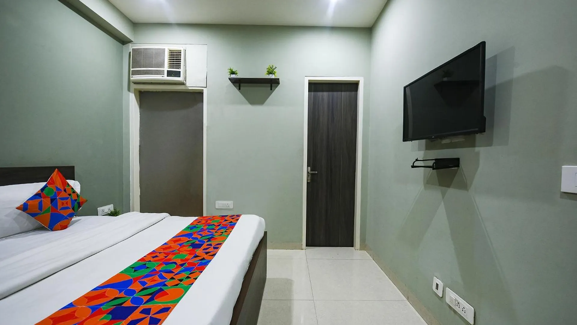 Fabhotel Alpha Gurgaon